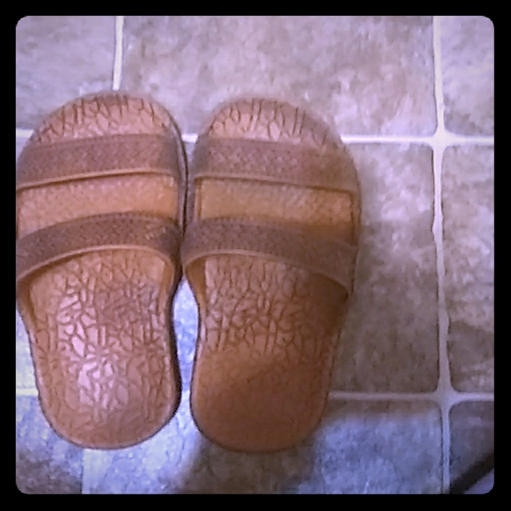 Brown used jandles